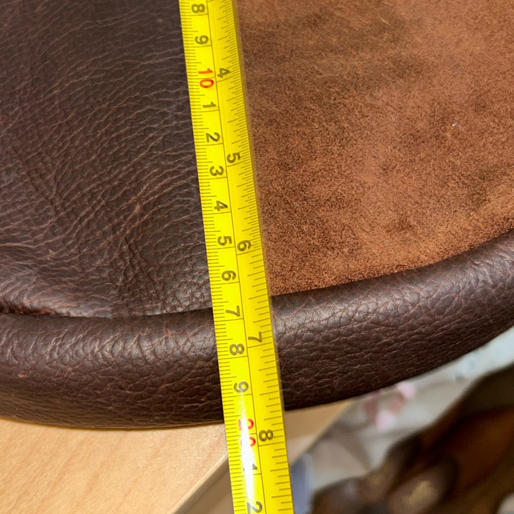 Wildwood Oyster Co. Brown Leather Crossbody - Picture 5 of 13
